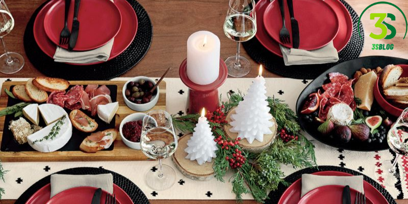 Crate and Barrel Christmas Tablecloth