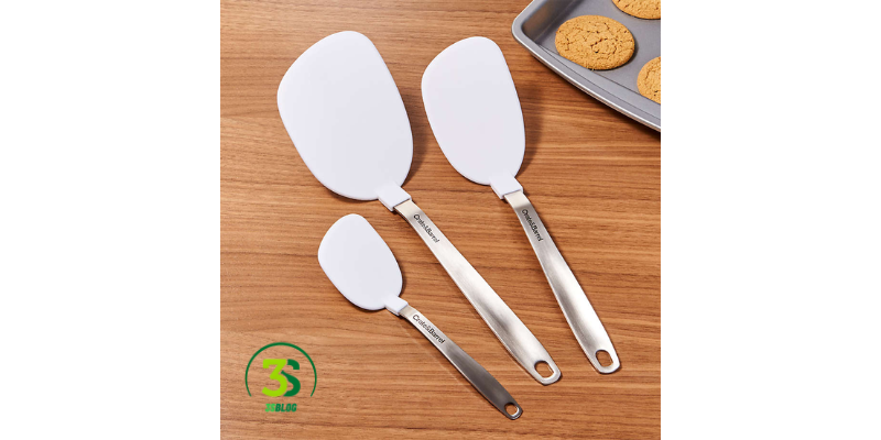 Cookware and Utensils by Crate and Barrel_Spatulas